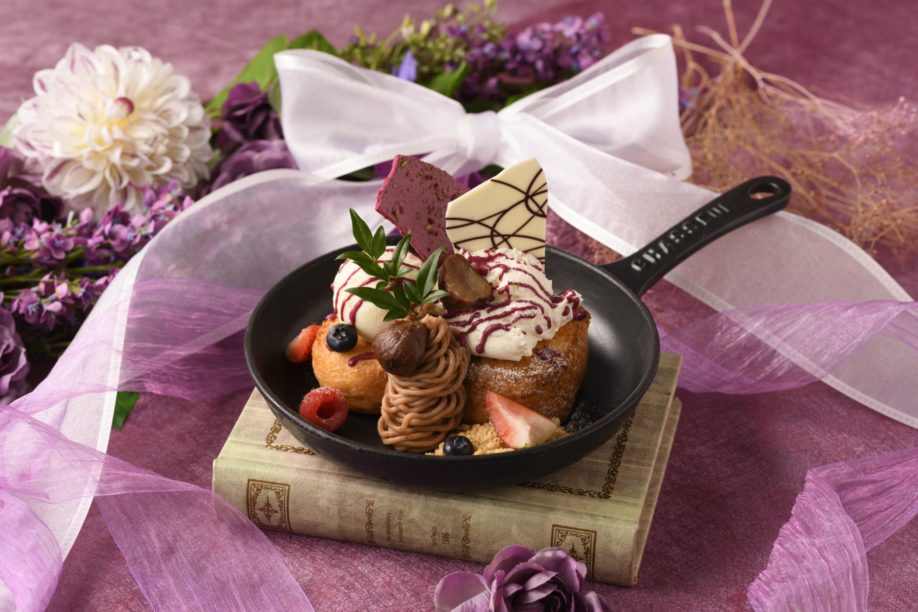 みなとみらい横浜 アニヴェルセル カフェ 公式